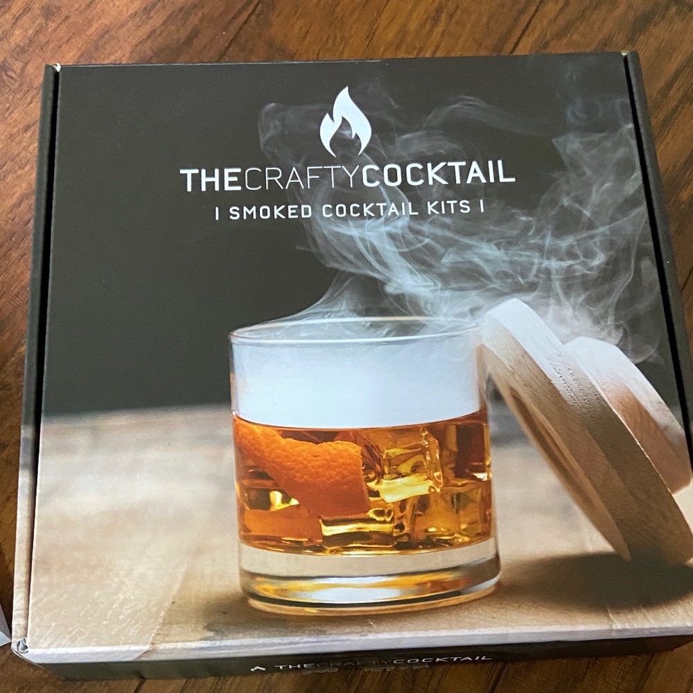 New The Crafty Cocktail Kit Gift & Classic Cocktails Recipe Book